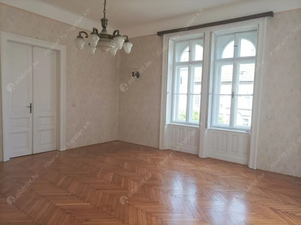 Kiadó albérlet 300000 Ft/hó áron: Budapest, VIII. kerület  József körút. Mérete: 127 nm, 3 szobás | Alberlet.hu - 6567561