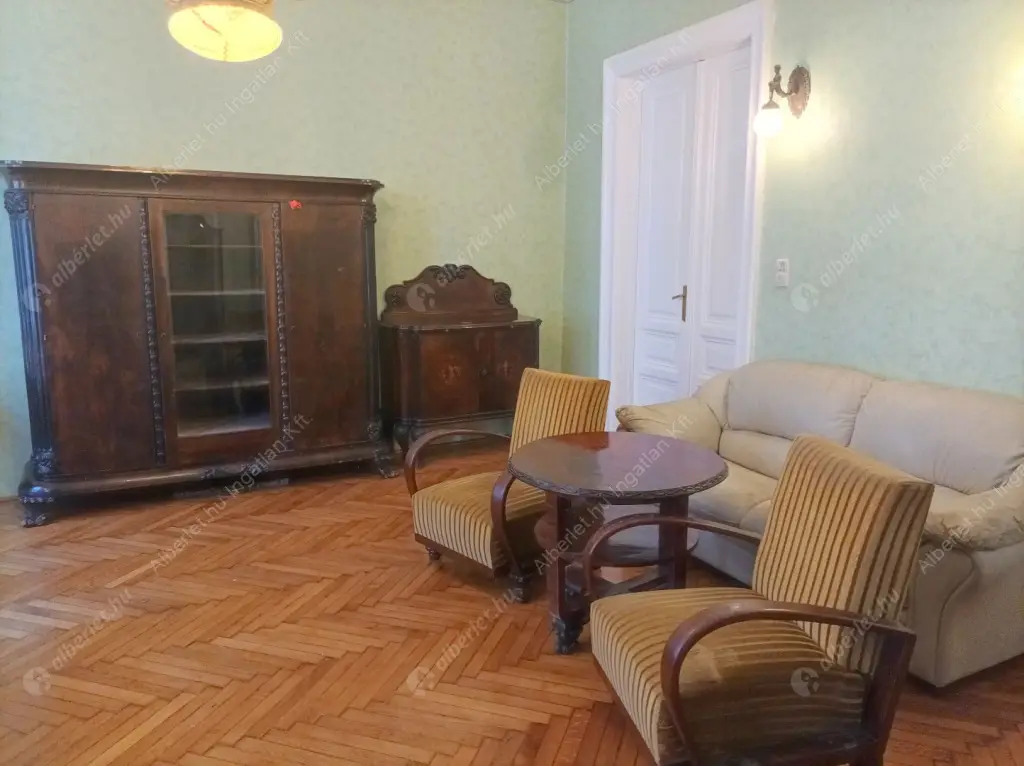 Kiadó albérlet 300000 Ft/hó áron: Budapest, VIII. kerület  József körút. Mérete: 127 nm, 3 szobás | Alberlet.hu - 6614558