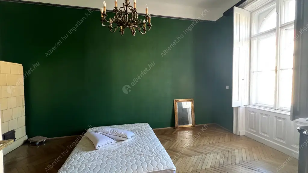 Kiadó albérlet 300000 Ft/hó áron: Budapest, VIII. kerület  József körút. Mérete: 127 nm, 3 szobás | Alberlet.hu - 6614560