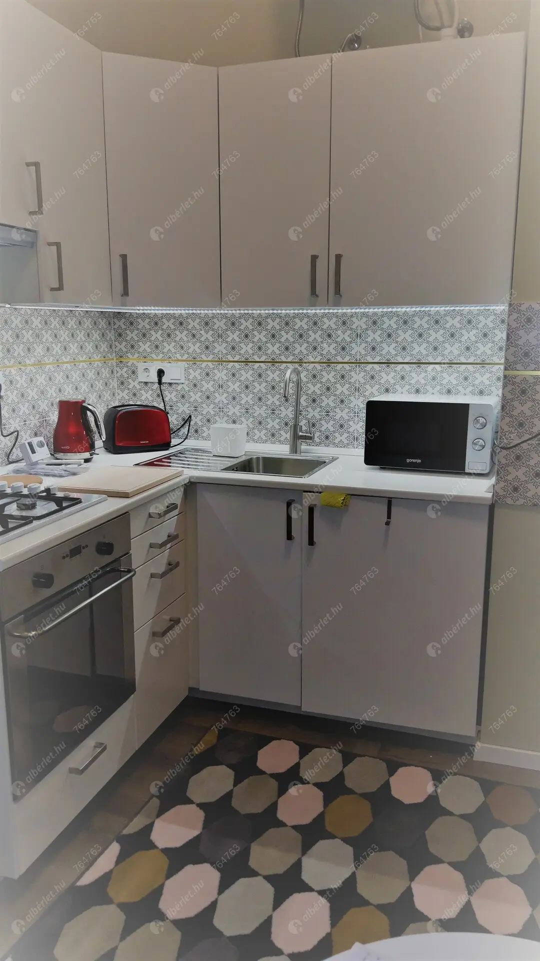 Kiadó albérlet 200000 Ft/hó áron: Budapest, VIII. kerület  József körút. Mérete: 30 nm, 1 szobás | Alberlet.hu - 6499149