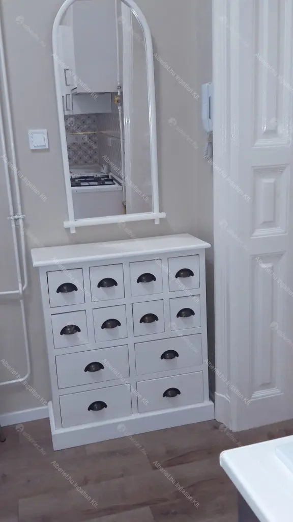 Kiadó albérlet 200000 Ft/hó áron: Budapest, VIII. kerület  József körút. Mérete: 30 nm, 1 szobás | Alberlet.hu - 6702422