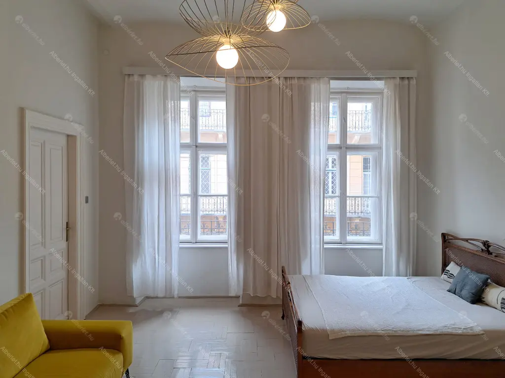 Kiadó albérlet 235000 Ft/hó áron: Budapest, VIII. kerület  József körút. Mérete: 47 nm, 2 szobás | Alberlet.hu - 6683566