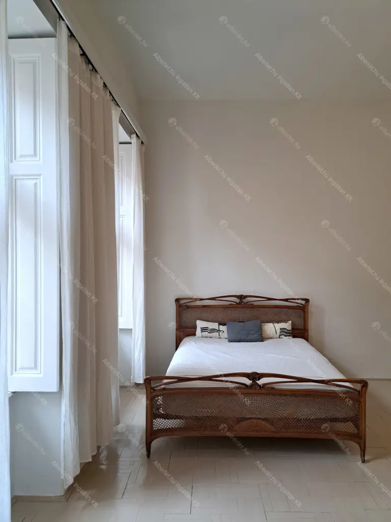 Kiadó albérlet 235000 Ft/hó áron: Budapest, VIII. kerület  József körút. Mérete: 47 nm, 2 szobás | Alberlet.hu - 6683570