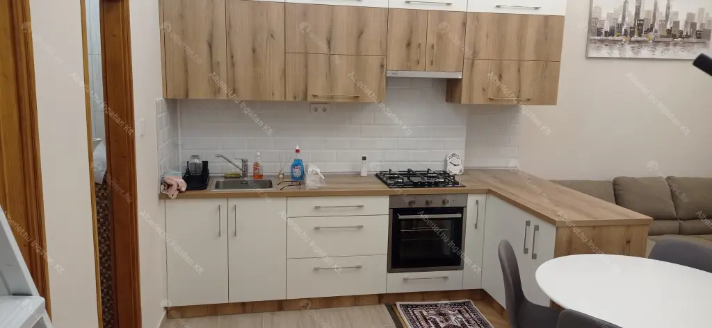 Kiadó albérlet 290000 Ft/hó áron: Budapest, VIII. kerület  József körút. Mérete: 47 nm, 3 szobás | Alberlet.hu - 6700525