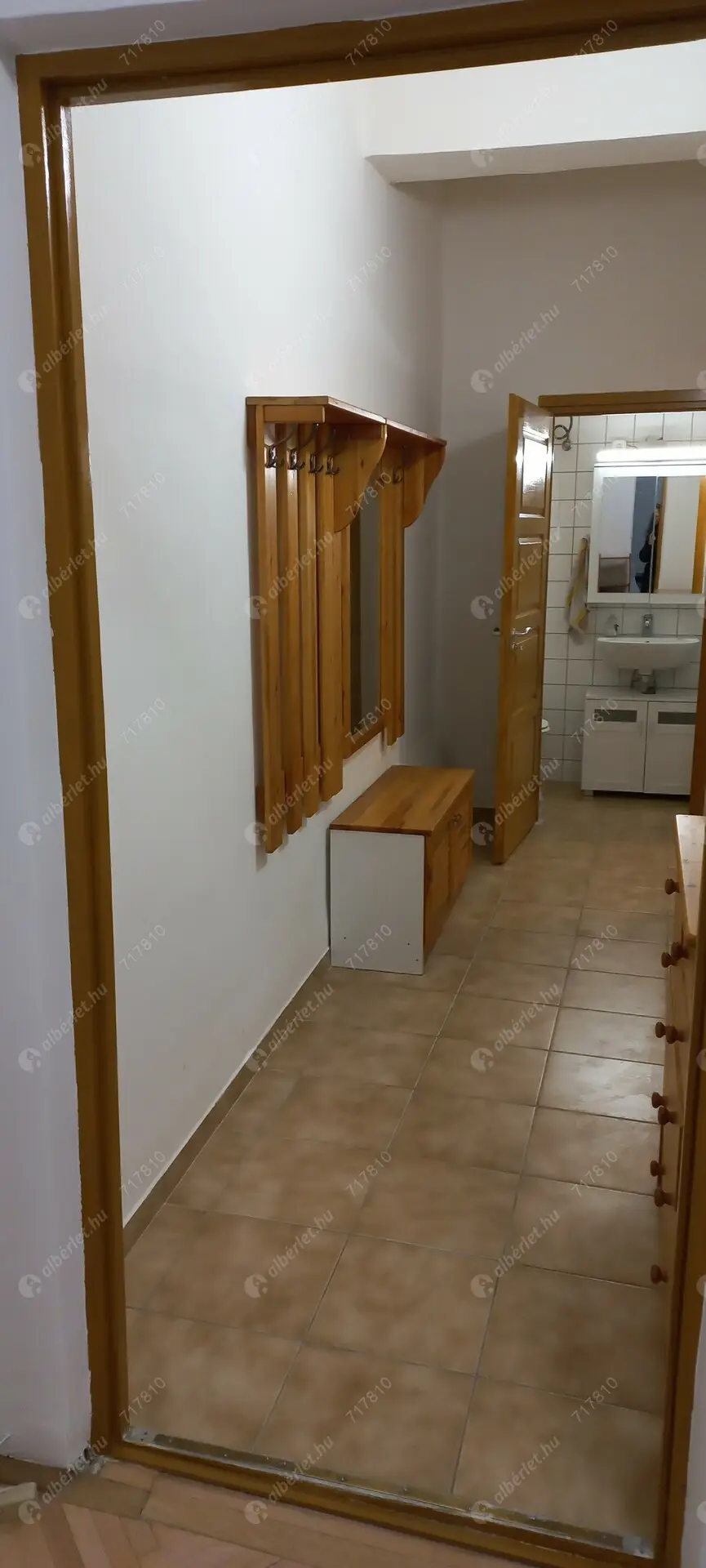 Kiadó albérlet 185000 Ft/hó áron: Budapest, VIII. kerület  József körút. Mérete: 48 nm, 1 szobás | Alberlet.hu - 5798244