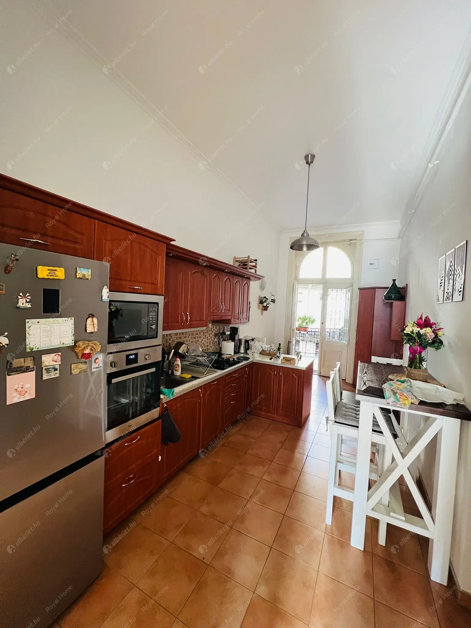 Kiadó albérlet 350000 Ft/hó áron: Budapest, VIII. kerület  József körút. Mérete: 87 nm, 2 szobás | Alberlet.hu - 6573269