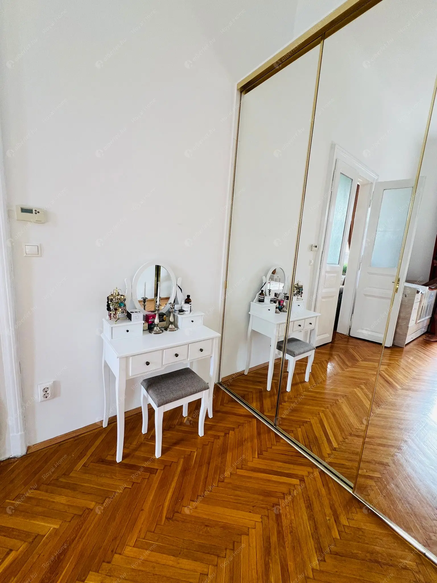 Kiadó albérlet 350000 Ft/hó áron: Budapest, VIII. kerület  József körút. Mérete: 87 nm, 2 szobás | Alberlet.hu - 6573273