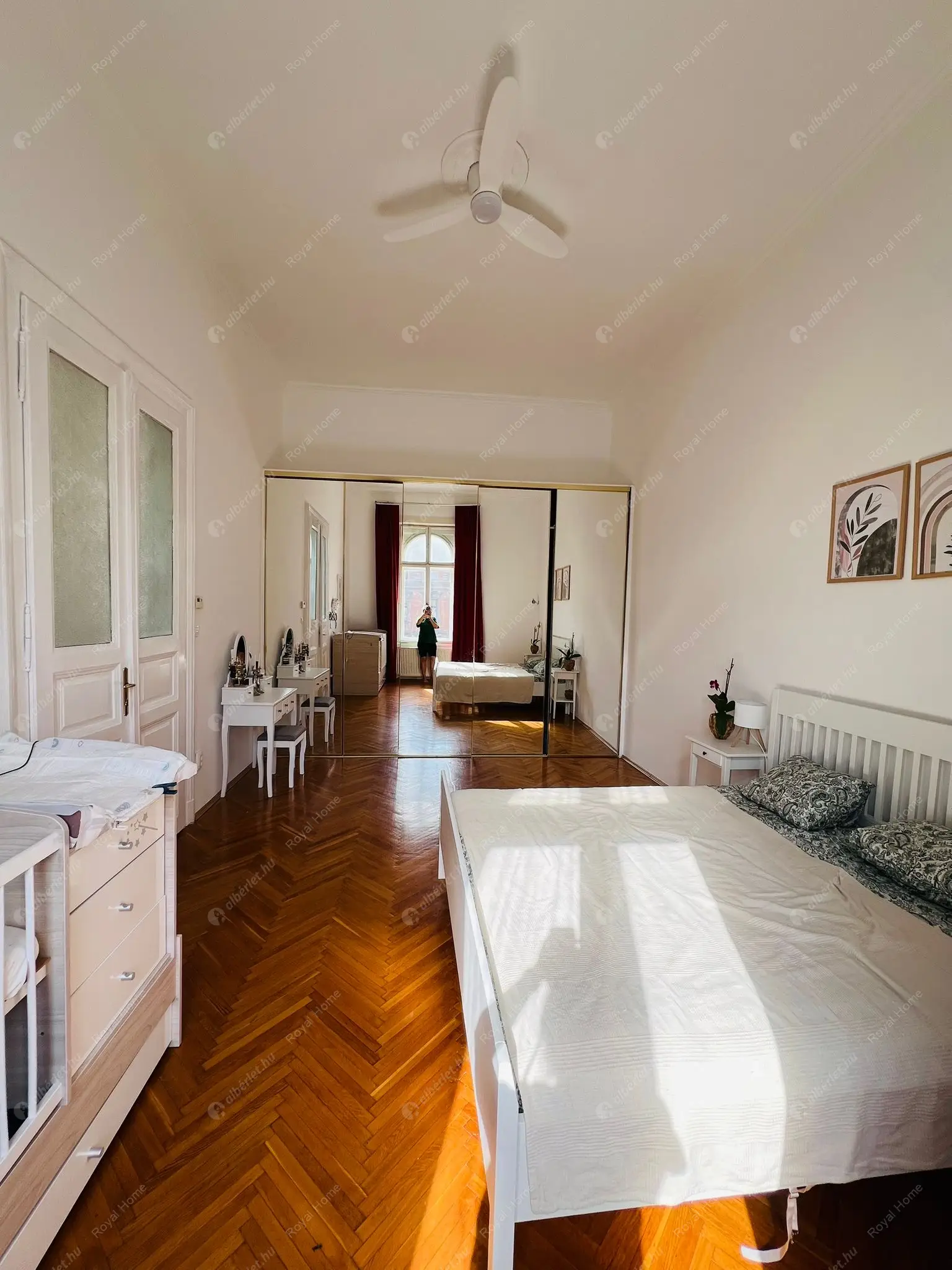 Kiadó albérlet 350000 Ft/hó áron: Budapest, VIII. kerület  József körút. Mérete: 87 nm, 2 szobás | Alberlet.hu - 6573275