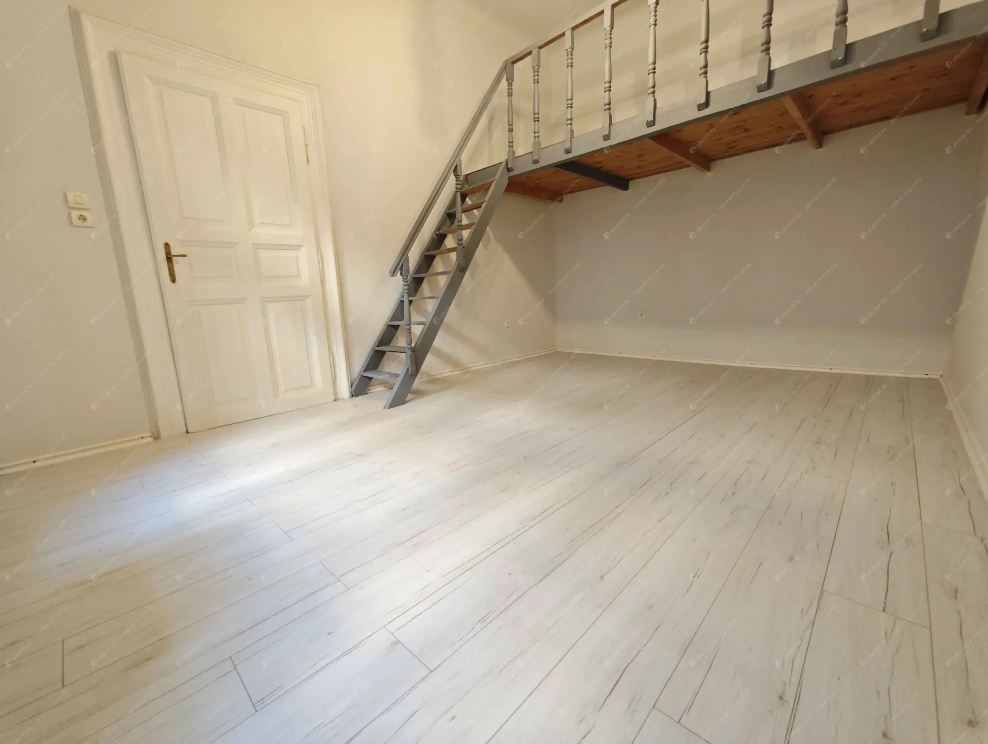 Kiadó albérlet 180000 Ft/hó áron: Budapest, VIII. kerület  József utca. Mérete: 29 nm, 1 szobás | Alberlet.hu - 6591570