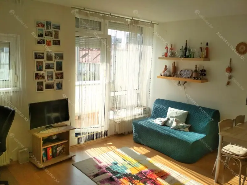 Kiadó albérlet 220000 Ft/hó áron: Budapest, VIII. kerület  Kálvária utca. Mérete: 34 nm, 1 szobás | Alberlet.hu - 6647002