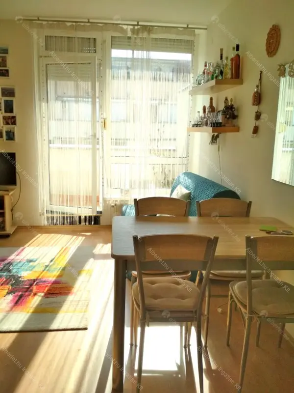 Kiadó albérlet 220000 Ft/hó áron: Budapest, VIII. kerület  Kálvária utca. Mérete: 34 nm, 1 szobás | Alberlet.hu - 6647005