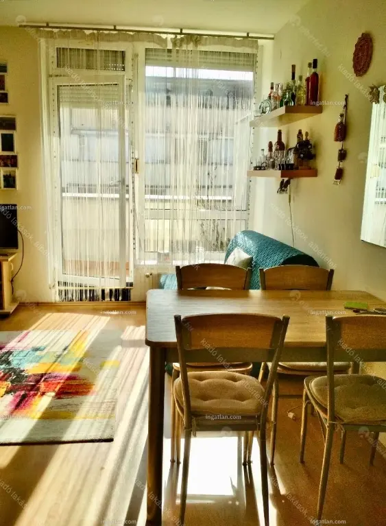 Kiadó albérlet 220000 Ft/hó áron: Budapest, VIII. kerület  Kálvária utca. Mérete: 34 nm, 1 szobás | Alberlet.hu - 6653491