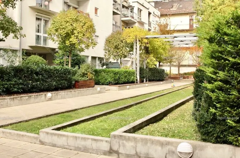 Kiadó albérlet 220000 Ft/hó áron: Budapest, VIII. kerület  Kálvária utca. Mérete: 34 nm, 1 szobás | Alberlet.hu - 6653496