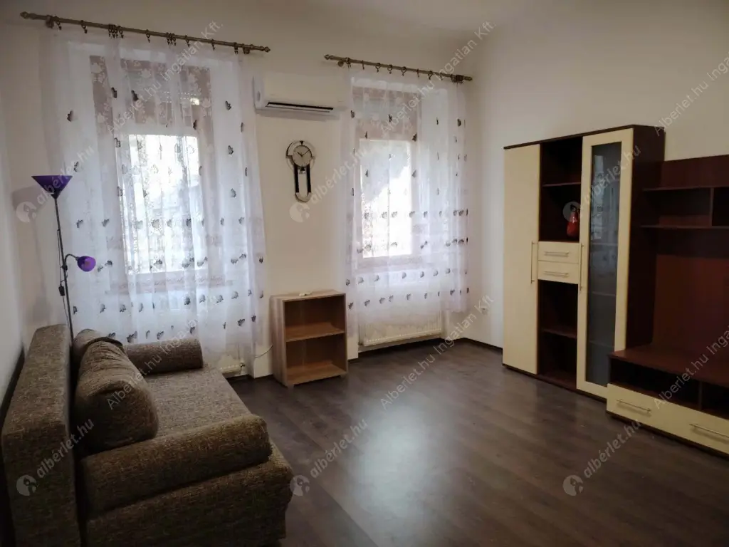 Kiadó albérlet 220000 Ft/hó áron: Budapest, VIII. kerület  Kálvária utca. Mérete: 44 nm, 2 szobás | Alberlet.hu - 6604084