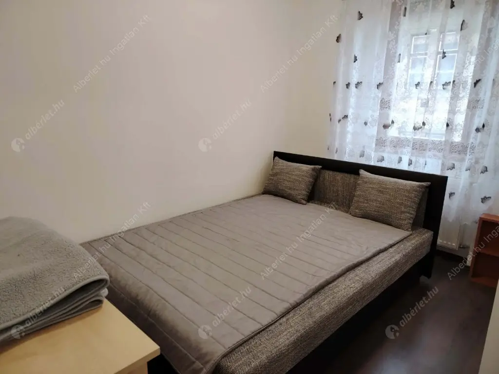 Kiadó albérlet 220000 Ft/hó áron: Budapest, VIII. kerület  Kálvária utca. Mérete: 44 nm, 2 szobás | Alberlet.hu - 6604086