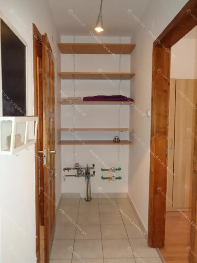 Kiadó albérlet 220000 Ft/hó áron: Budapest, VIII. kerület  Kálvária utca. Mérete: 49 nm, 2 szobás | Alberlet.hu - 6652932