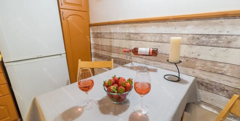 Kiadó albérlet 269000 Ft/hó áron: Budapest, VIII. kerület  Kis Salétrom . Mérete: 65 nm, 2 szobás | Alberlet.hu - 6666763