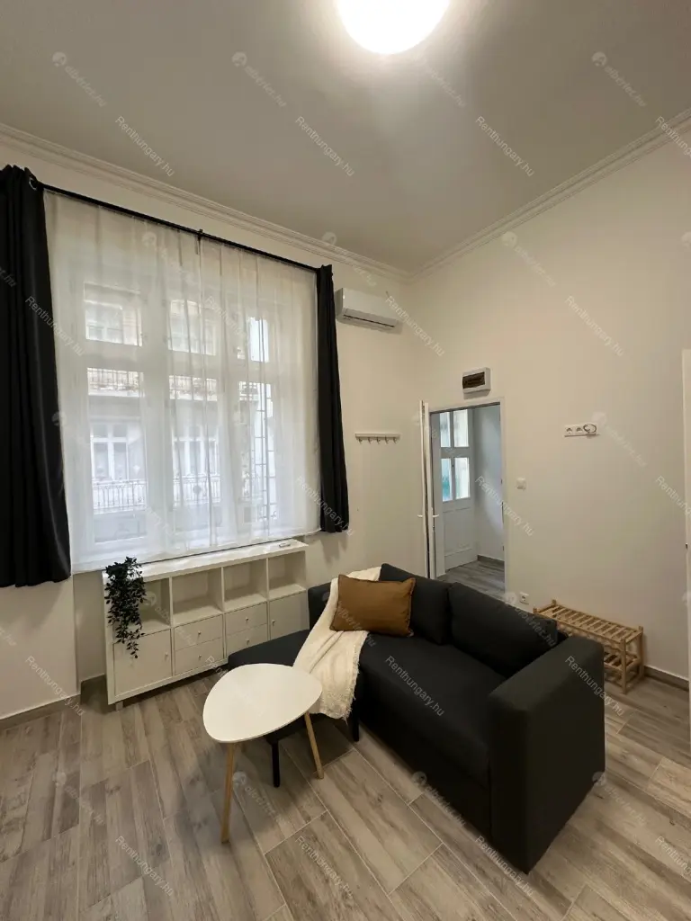 Kiadó albérlet 220000 Ft/hó áron: Budapest, VIII. kerület  Kisfaludy utca. Mérete: 22 nm, 1 szobás | Alberlet.hu - 6662020