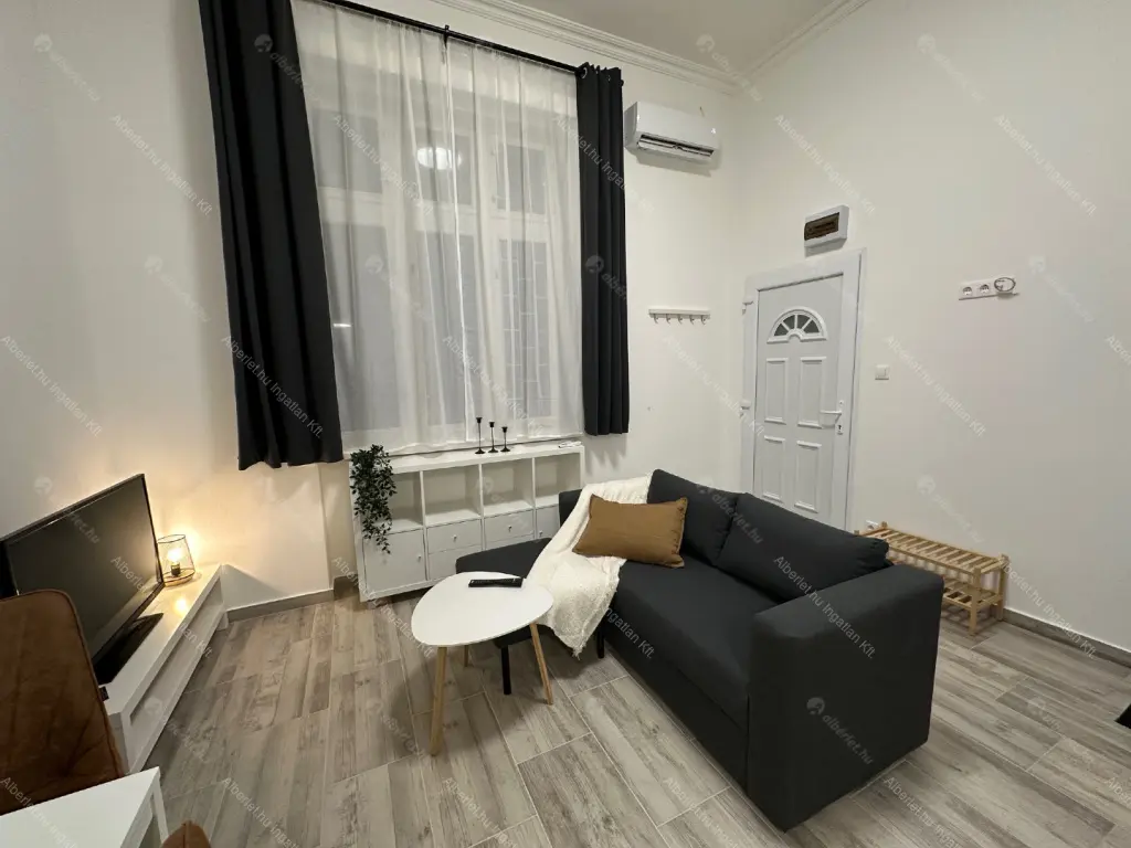 Kiadó albérlet 199000 Ft/hó áron: Budapest, VIII. kerület  Kisfaludy utca. Mérete: 22 nm, 1 szobás | Alberlet.hu - 6675636