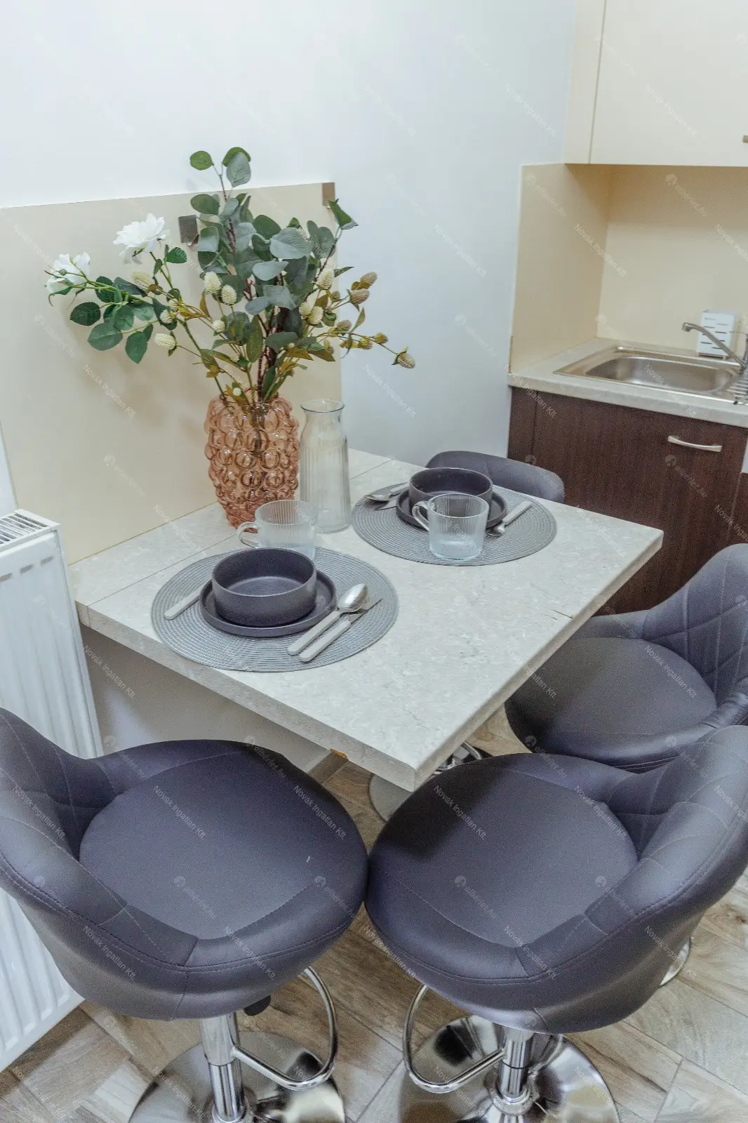 Kiadó albérlet 240000 Ft/hó áron: Budapest, VIII. kerület  Kisfaludy utca. Mérete: 40 nm, 1 szobás | Alberlet.hu - 6662323