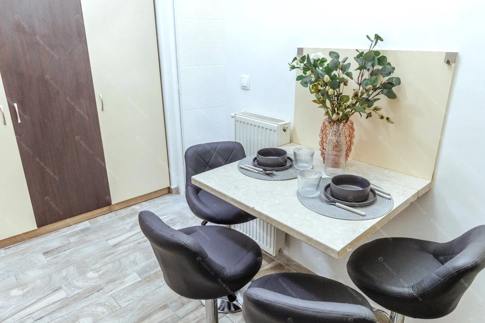 Kiadó albérlet 240000 Ft/hó áron: Budapest, VIII. kerület  Kisfaludy utca. Mérete: 40 nm, 1 szobás | Alberlet.hu - 6662325