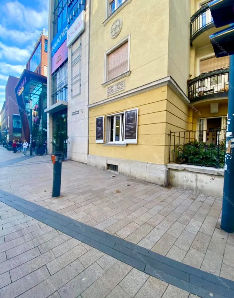 Kiadó albérlet 625000 Ft/hó áron: Budapest, VIII. kerület  Kisfaludy utca. Mérete: 78 nm, 2 szobás | Alberlet.hu - 6691710