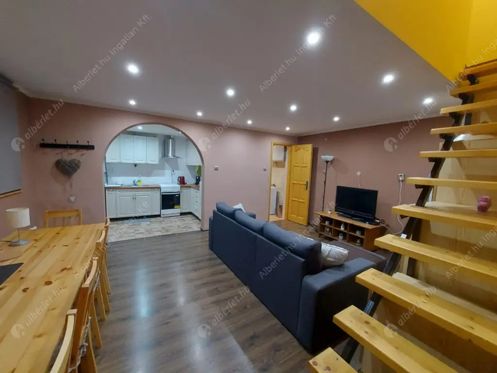 Kiadó albérlet 450000 Ft/hó áron: Budapest, VIII. kerület  Kiss József utca. Mérete: 66 nm, 4 szobás | Alberlet.hu - 6534623