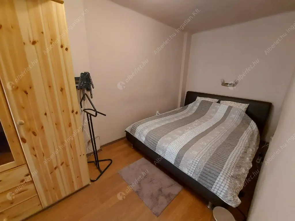 Kiadó albérlet 450000 Ft/hó áron: Budapest, VIII. kerület  Kiss József utca. Mérete: 66 nm, 4 szobás | Alberlet.hu - 6534627