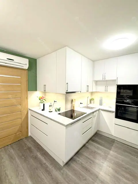 Kiadó albérlet 299000 Ft/hó áron: Budapest, VIII. kerület  Kőfaragó utca. Mérete: 40 nm, 1 szobás | Alberlet.hu - 6686003