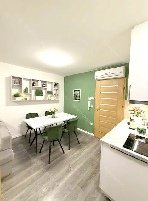 Kiadó albérlet 299000 Ft/hó áron: Budapest, VIII. kerület  Kőfaragó utca. Mérete: 40 nm, 1 szobás | Alberlet.hu - 6686005