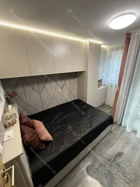 Kiadó albérlet 310000 Ft/hó áron: Budapest, VIII. kerület  Kőfaragó utca. Mérete: 40 nm, 1 szobás | Alberlet.hu - 6683622