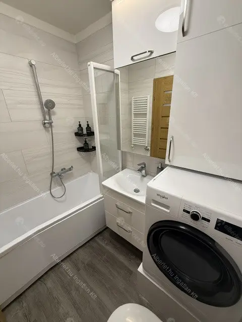 Kiadó albérlet 310000 Ft/hó áron: Budapest, VIII. kerület  Kőfaragó utca. Mérete: 40 nm, 1 szobás | Alberlet.hu - 6683629