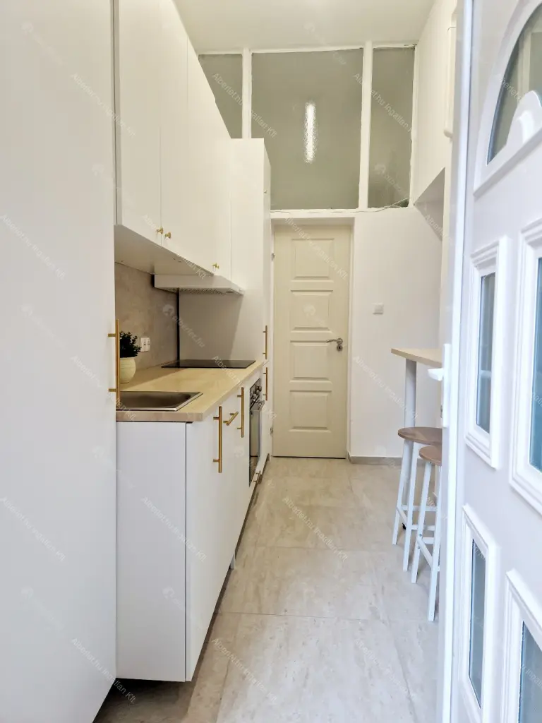 Kiadó albérlet 220000 Ft/hó áron: Budapest, VIII. kerület  Korányi Sándor utca. Mérete: 44 nm, 1 szobás | Alberlet.hu - 6687736