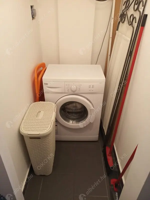 Kiadó albérlet 240000 Ft/hó áron: Budapest, VIII. kerület  Korányi Sándor utca. Mérete: 46 nm, 2 szobás | Alberlet.hu - 6629218