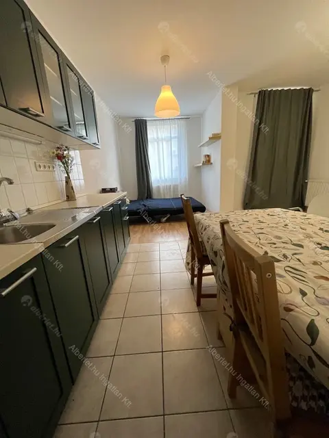 Kiadó albérlet 220000 Ft/hó áron: Budapest, VIII. kerület  Kőris utca. Mérete: 35 nm, 1 szobás | Alberlet.hu - 6649108