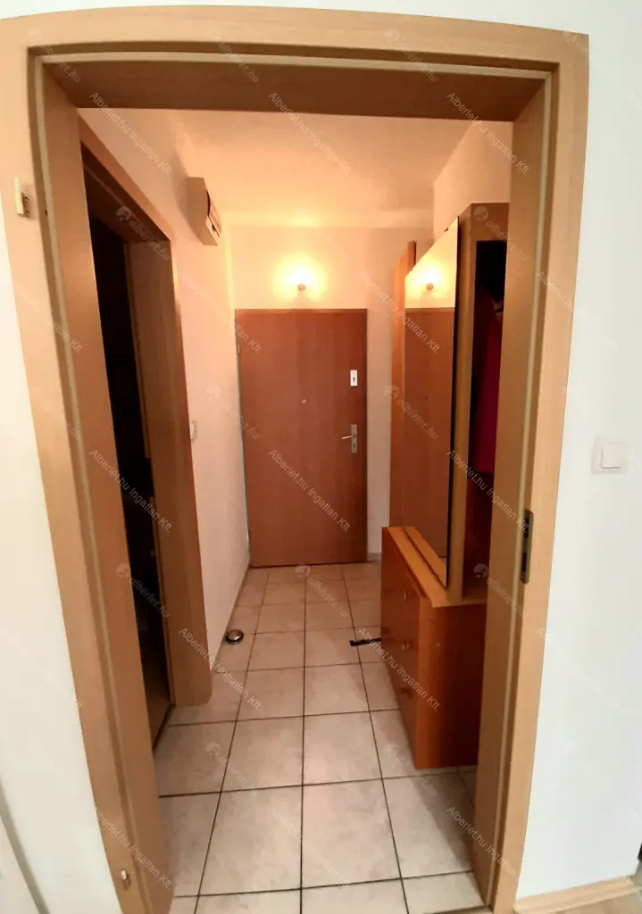 Kiadó albérlet 215000 Ft/hó áron: Budapest, VIII. kerület  Kőris utca. Mérete: 38 nm, 1 szobás | Alberlet.hu - 6735000