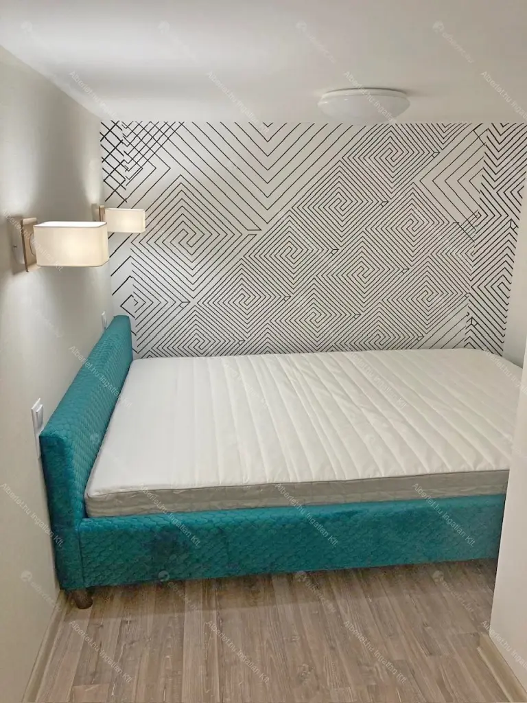 Kiadó albérlet 180000 Ft/hó áron: Budapest, VIII. kerület  Krúdy utca. Mérete: 21 nm, 1 szobás | Alberlet.hu - 6705320