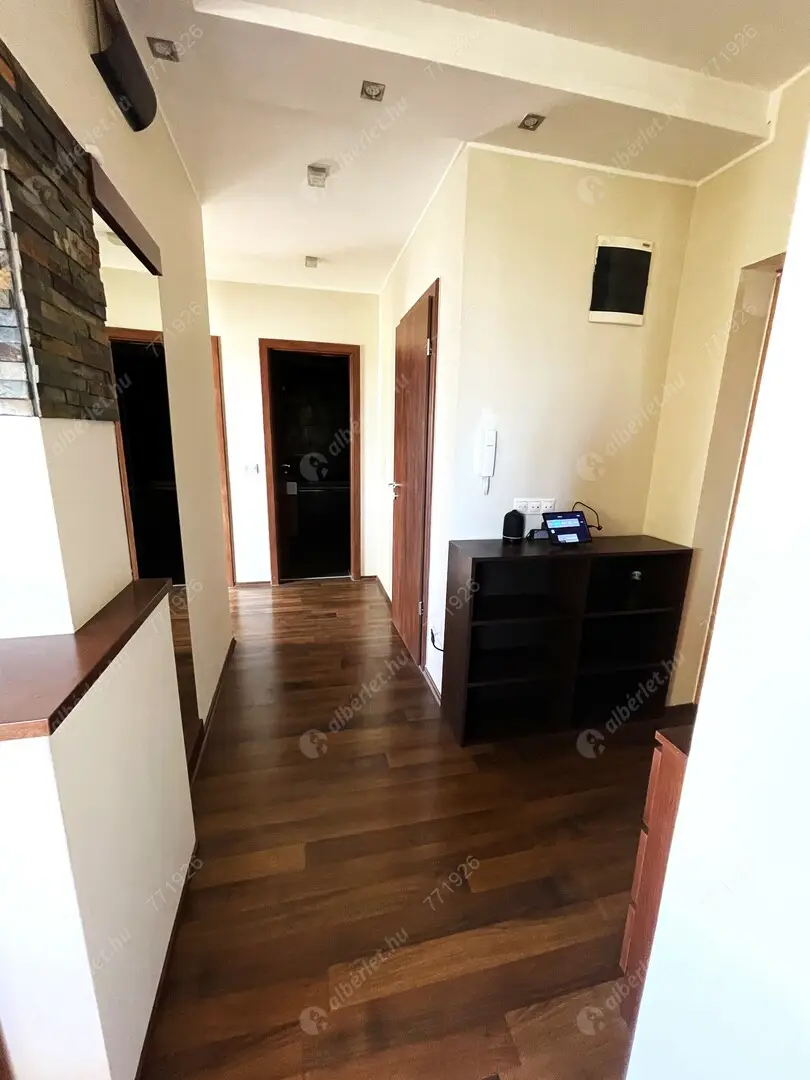 Kiadó albérlet 440000 Ft/hó áron: Budapest, VIII. kerület   Kun utca . Mérete: 74 nm, 3 szobás | Alberlet.hu - 6600522