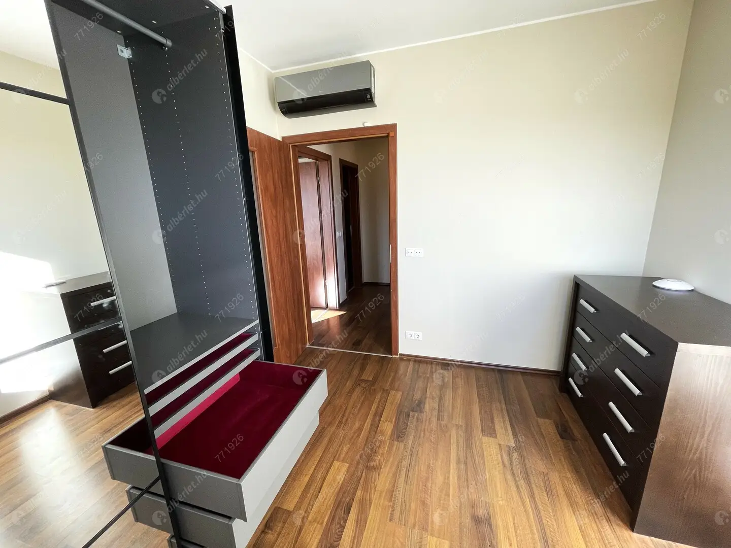Kiadó albérlet 440000 Ft/hó áron: Budapest, VIII. kerület   Kun utca . Mérete: 74 nm, 3 szobás | Alberlet.hu - 6600528