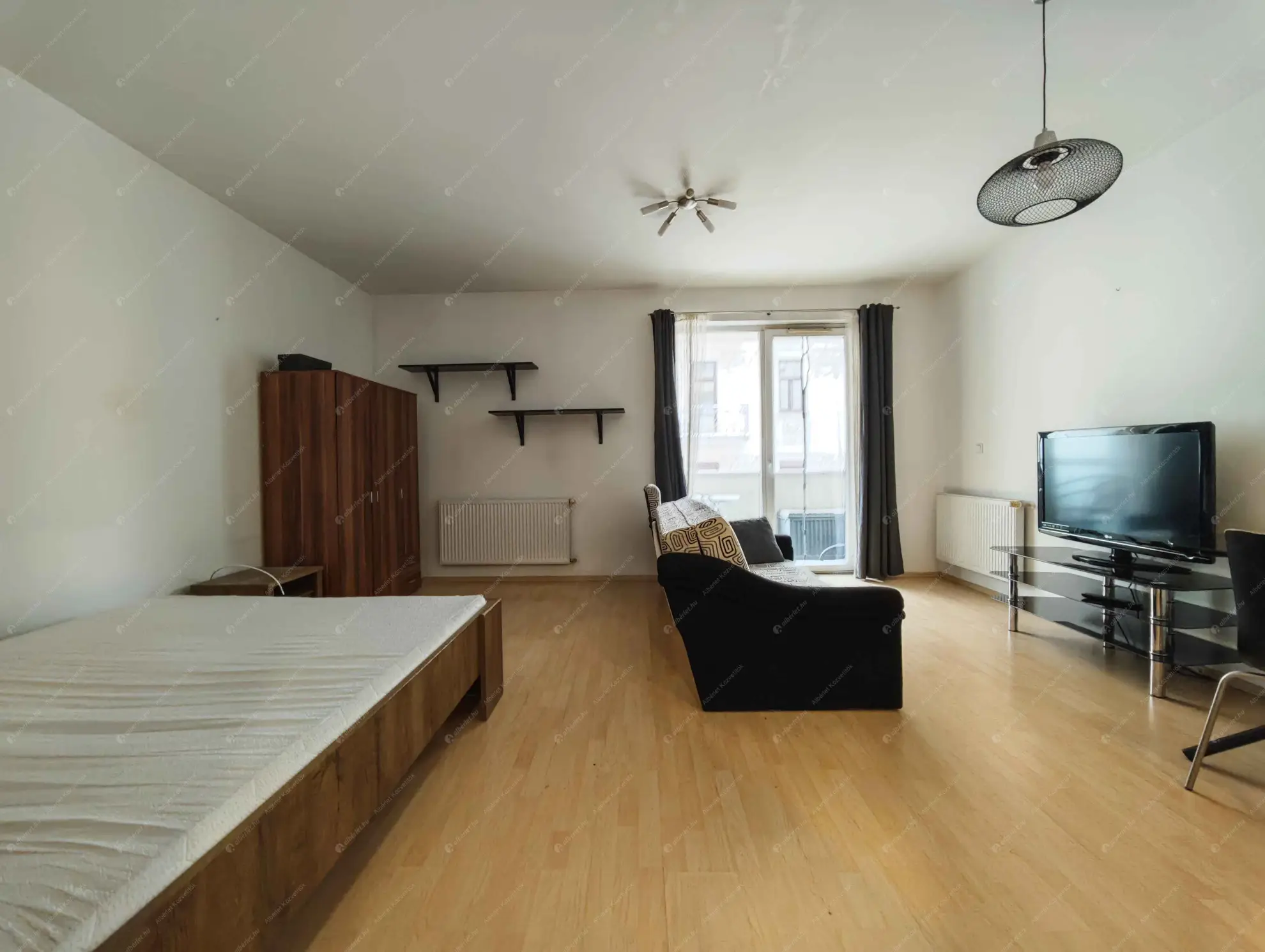 Kiadó albérlet 180000 Ft/hó áron: Budapest, VIII. kerület  Kun utca. Mérete: 36 nm, 1 szobás | Alberlet.hu - 6617087