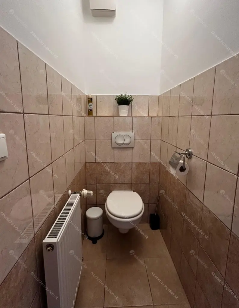 Kiadó albérlet 300000 Ft/hó áron: Budapest, VIII. kerület  Kun utca. Mérete: 42 nm, 1 szobás | Alberlet.hu - 6708810