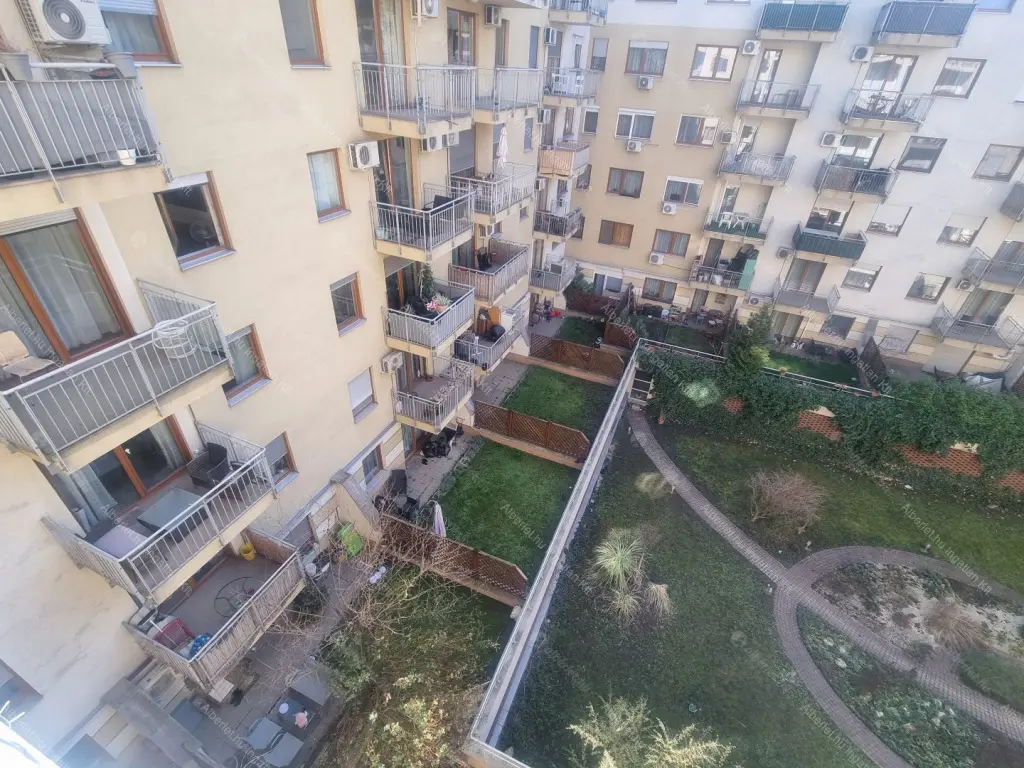 Kiadó albérlet 260000 Ft/hó áron: Budapest, VIII. kerület  Kun utca. Mérete: 51 nm, 2 szobás | Alberlet.hu - 6675602