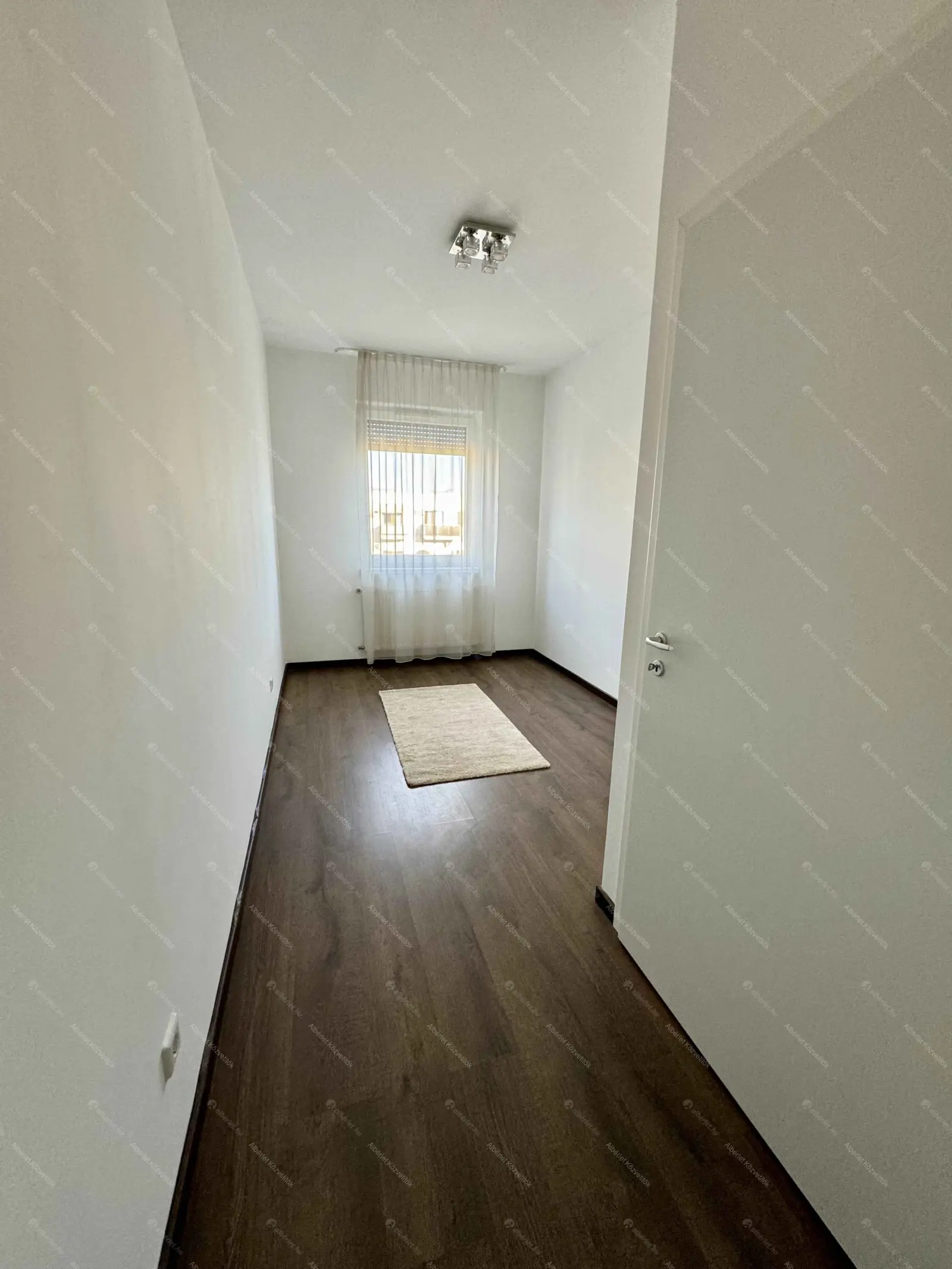 Kiadó albérlet 360000 Ft/hó áron: Budapest, VIII. kerület  Kun utca. Mérete: 90 nm, 3 szobás | Alberlet.hu - 6705877