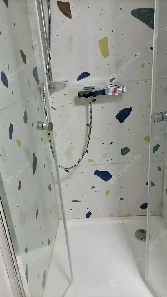 Kiadó albérlet 200000 Ft/hó áron: Budapest, VIII. kerület  Lippa utca. Mérete: 36 nm, 2 szobás | Alberlet.hu - 6630523