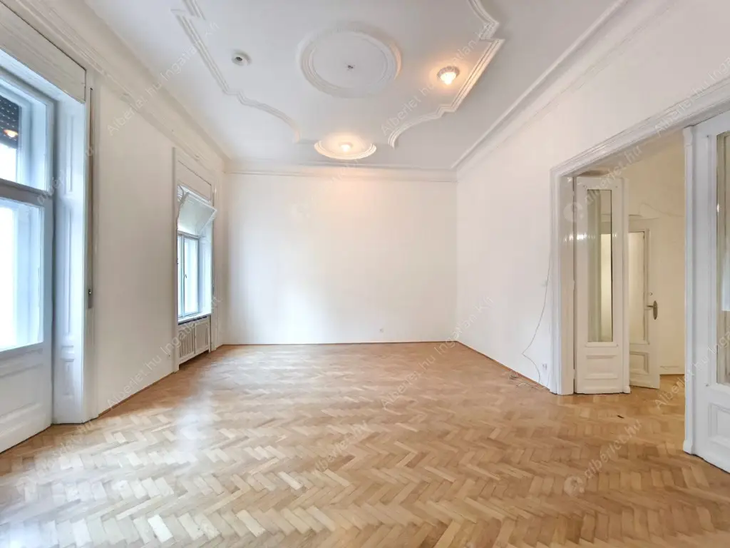 Kiadó albérlet 370000 Ft/hó áron: Budapest, VIII. kerület  Lőrinc pap tér. Mérete: 98 nm, 2 szobás | Alberlet.hu - 6589155