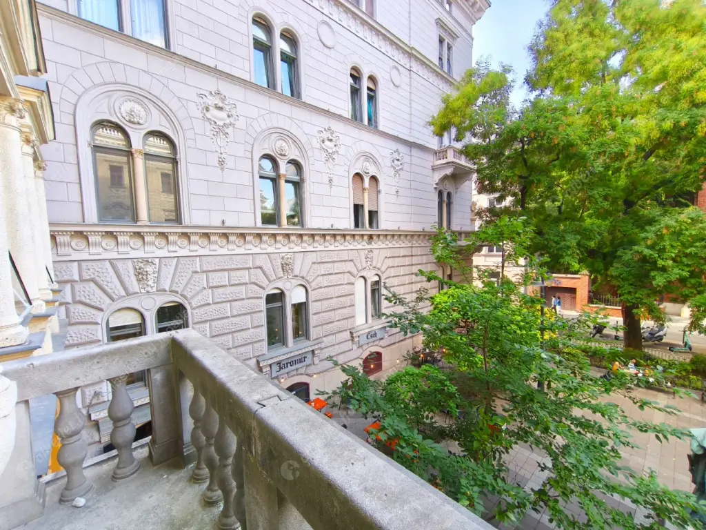 Kiadó albérlet 370000 Ft/hó áron: Budapest, VIII. kerület  Lőrinc pap tér. Mérete: 98 nm, 2 szobás | Alberlet.hu - 6589157