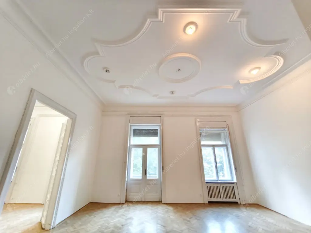 Kiadó albérlet 320000 Ft/hó áron: Budapest, VIII. kerület  Lőrinc pap tér. Mérete: 98 nm, 2 szobás | Alberlet.hu - 6625172