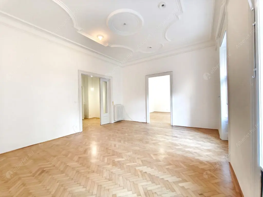 Kiadó albérlet 320000 Ft/hó áron: Budapest, VIII. kerület  Lőrinc pap tér. Mérete: 98 nm, 2 szobás | Alberlet.hu - 6625174