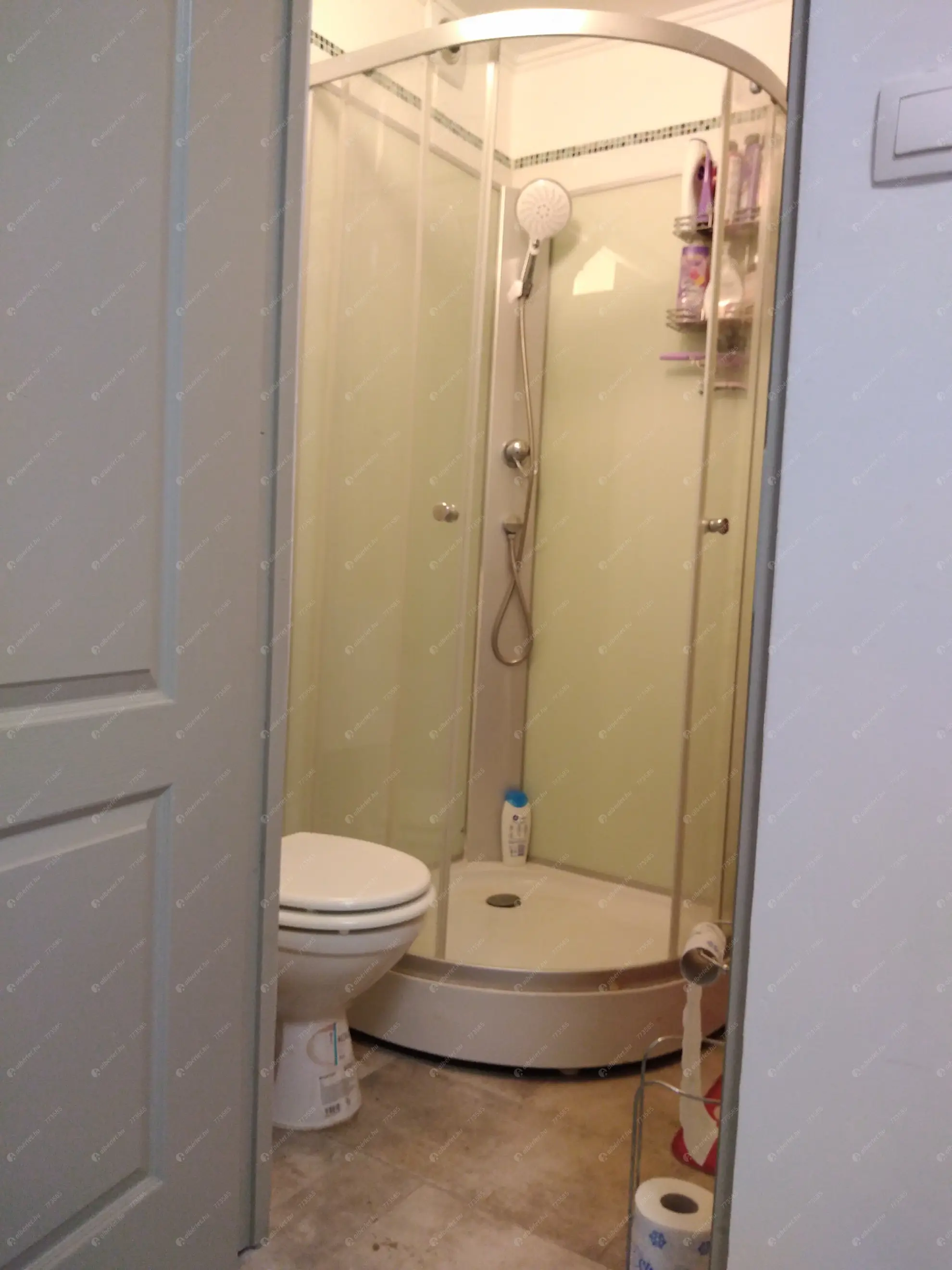 Kiadó albérlet 150000 Ft/hó áron: Budapest, VIII. kerület  Lujza utca. Mérete: 21 nm, 1 szobás | Alberlet.hu - 6633640