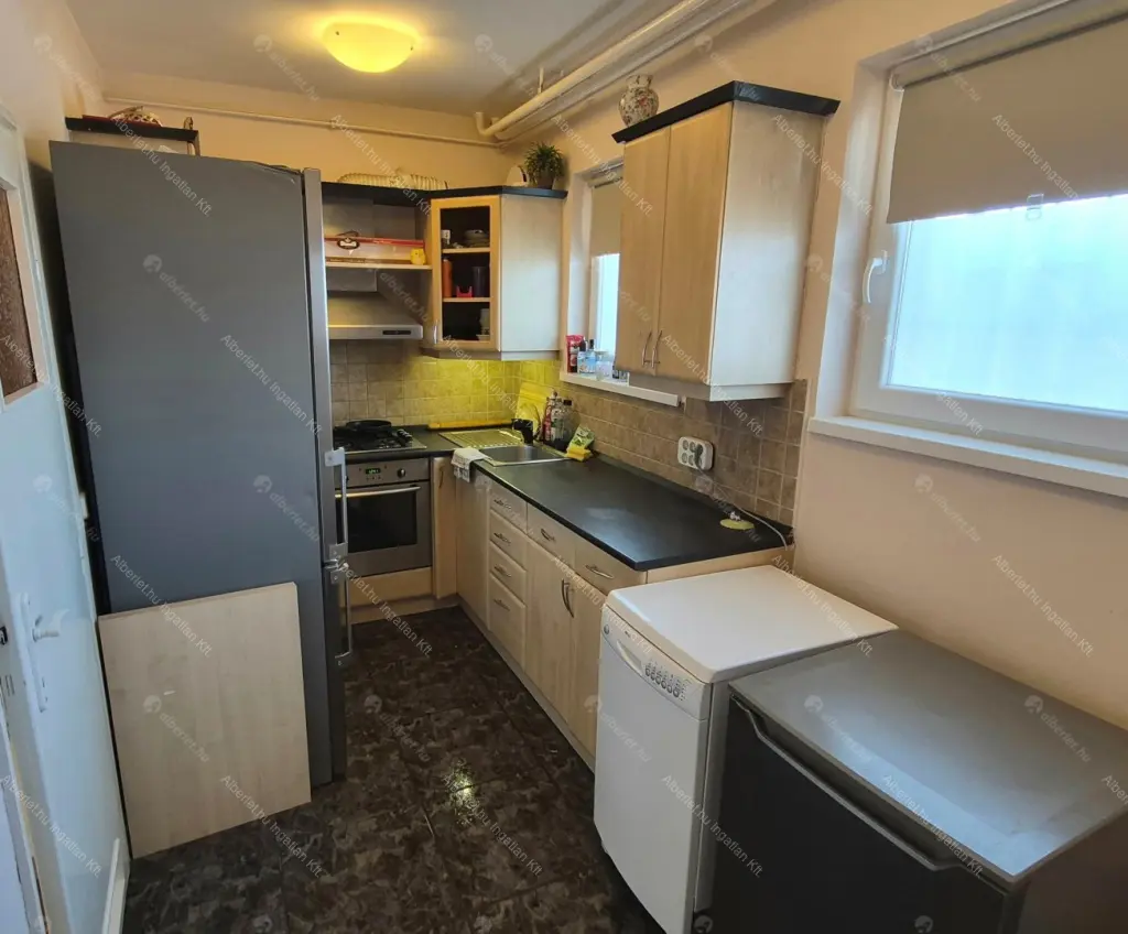 Kiadó albérlet 259000 Ft/hó áron: Budapest, VIII. kerület  Luther utca. Mérete: 55 nm, 2 szobás | Alberlet.hu - 6670335